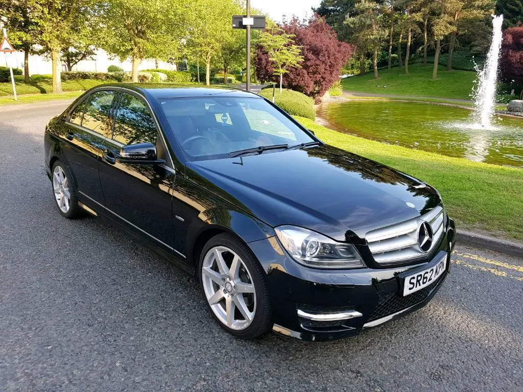 Mercedes-Benz  C 250 CDI BlueEFFICIENCY 4Matic AMG 7G-Tronic 2