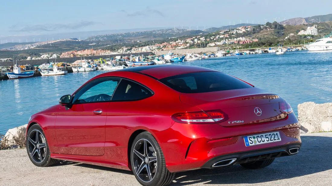 Mercedes-Benz  C 250 d 9G-Tronic 7