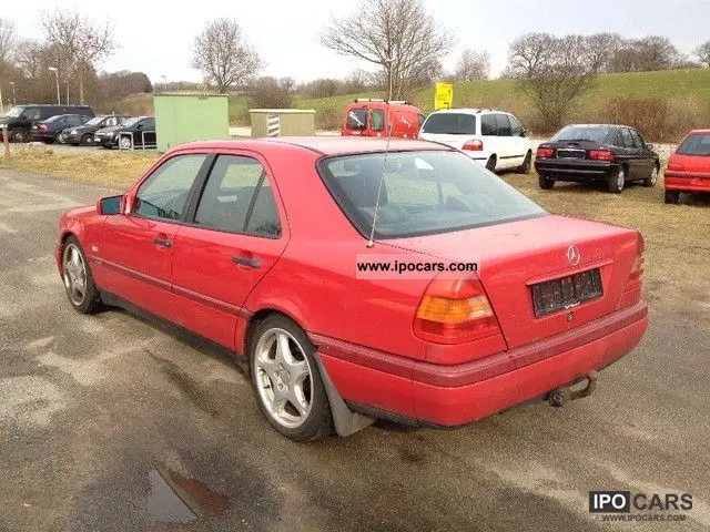 Mercedes-Benz  C 250 D Elegance 3