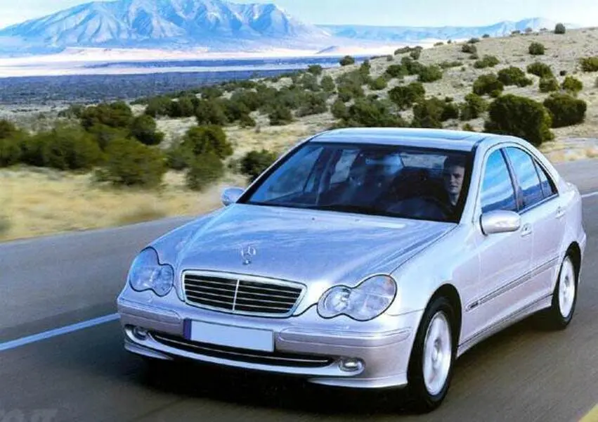 Mercedes-Benz  C 180 Avantgarde 1