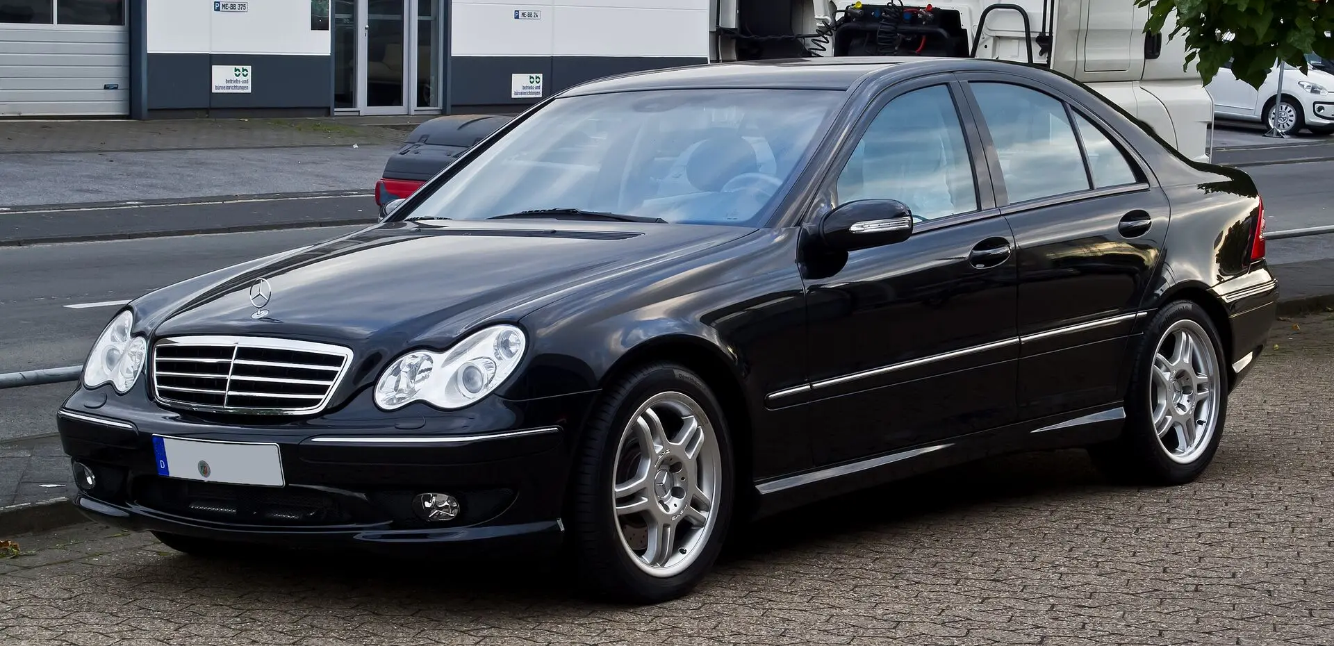 Mercedes-Benz  C 270 CDI Elegance 3