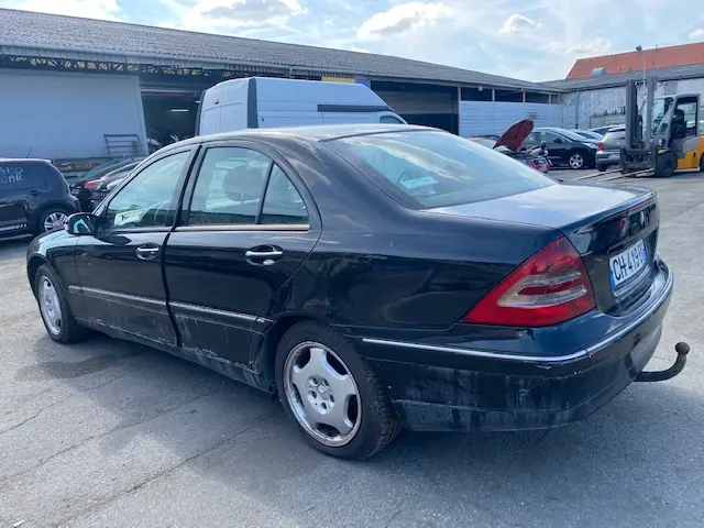 Mercedes-Benz  C 270 CDI Classic 4