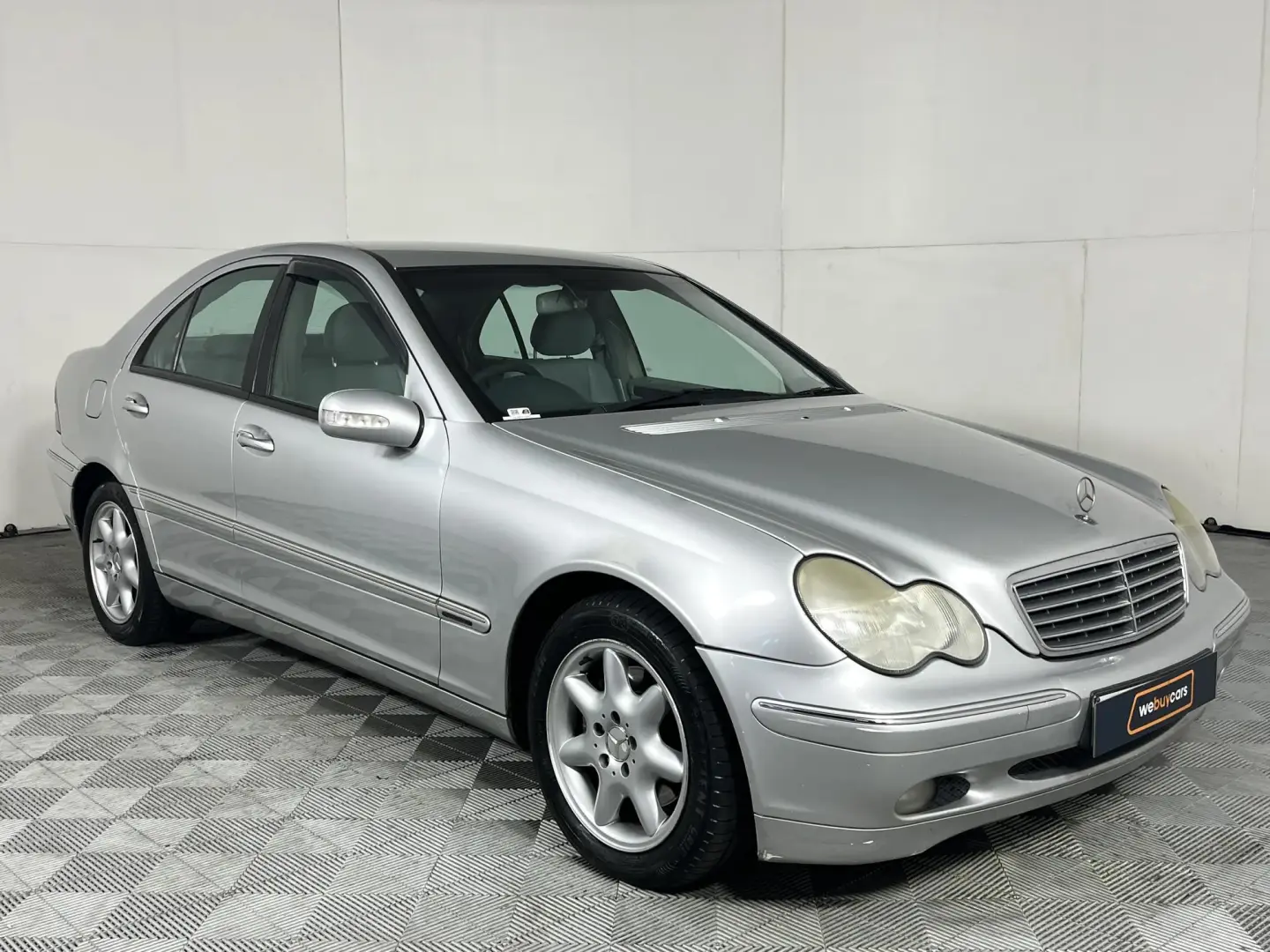 Mercedes-Benz  C 270 CDI Elegance 7