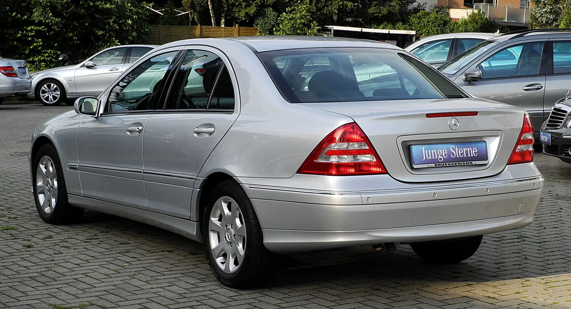 Mercedes-Benz  C 280 Elegance 5