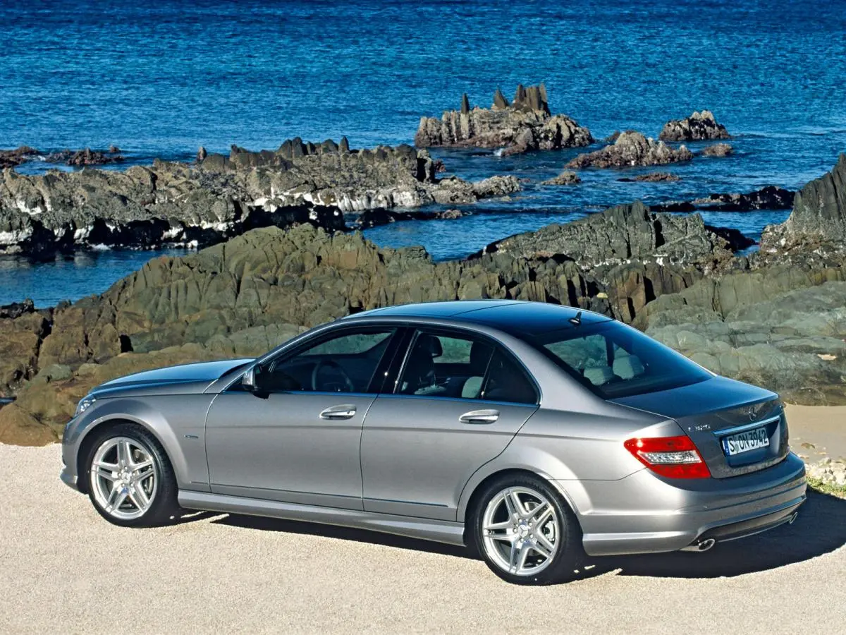 Mercedes-Benz  C 280 4Matic Avantgarde 6