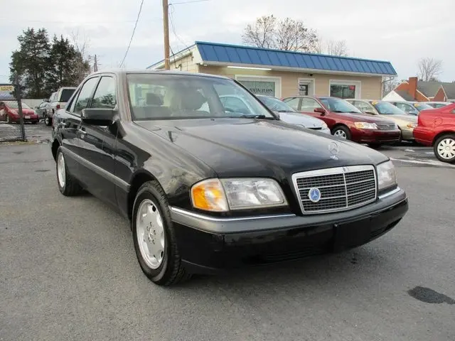 Mercedes-Benz  C 280 Elegance 2