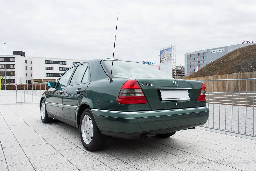 Mercedes-Benz  C 280 Elegance 5