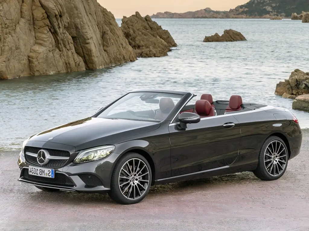 Mercedes-Benz  C 300 AMG 9G-Tronic 2