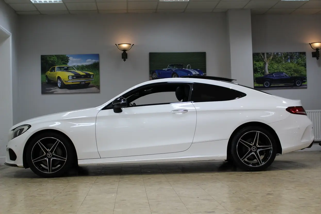 Mercedes-Benz  C 300 AMG 9G-Tronic 4