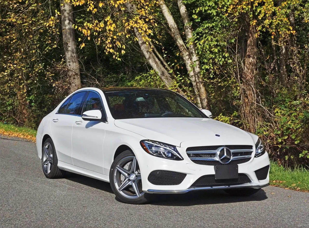 Mercedes-Benz  C 300 CDI BlueEFFICIENCY 4Matic Elegance 7G-Tronic 4