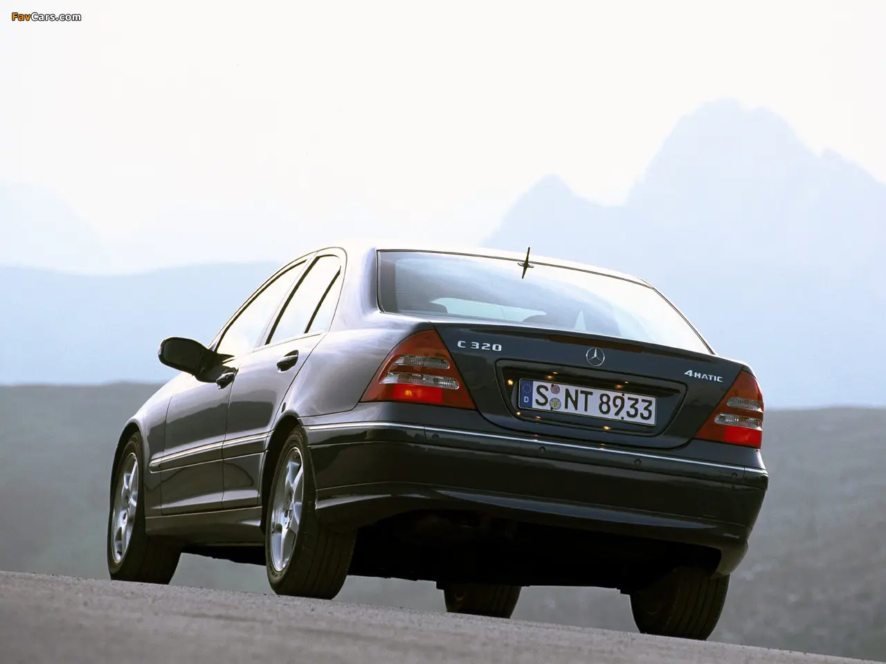 Mercedes-Benz  C 320 4Matic Classic 4