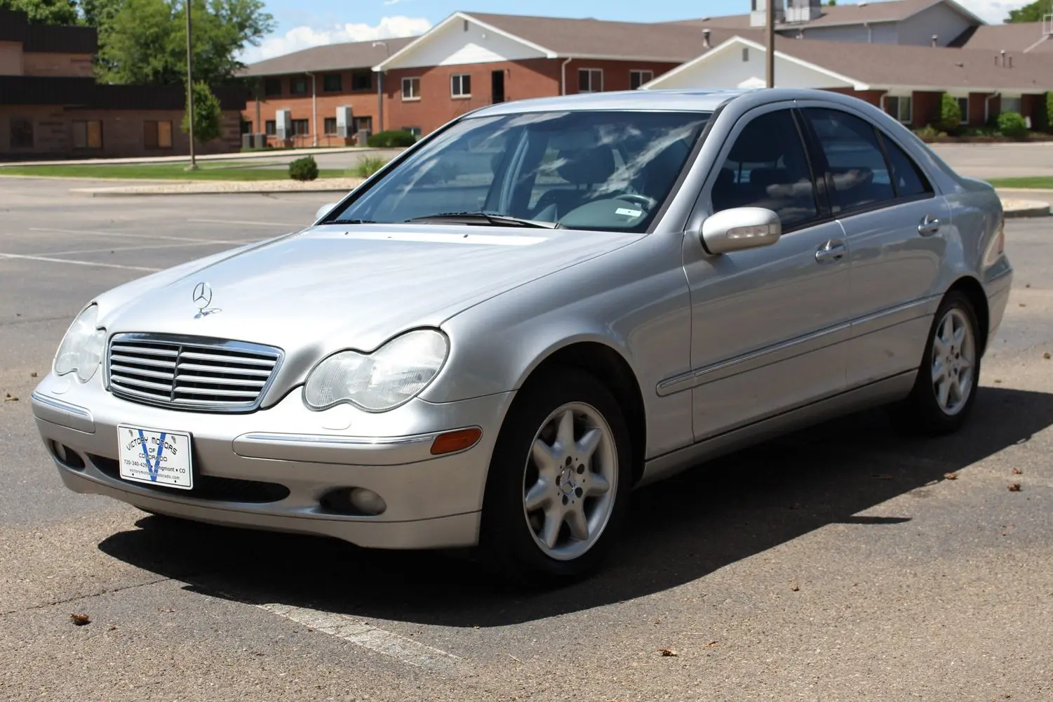 Mercedes-Benz  C 320 4Matic Classic 3
