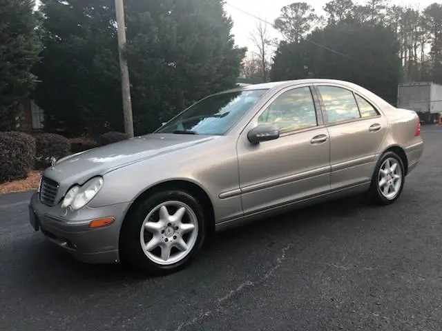 Mercedes-Benz  C 320 4Matic Elegance 3