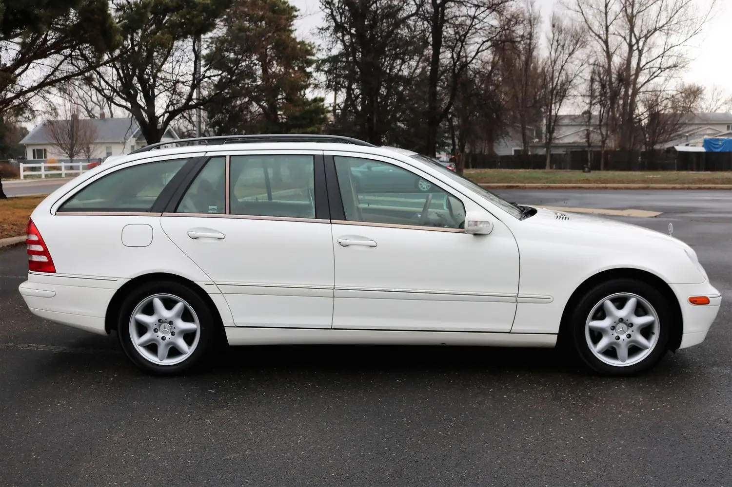 Mercedes-Benz  C 320 4Matic Elegance 6