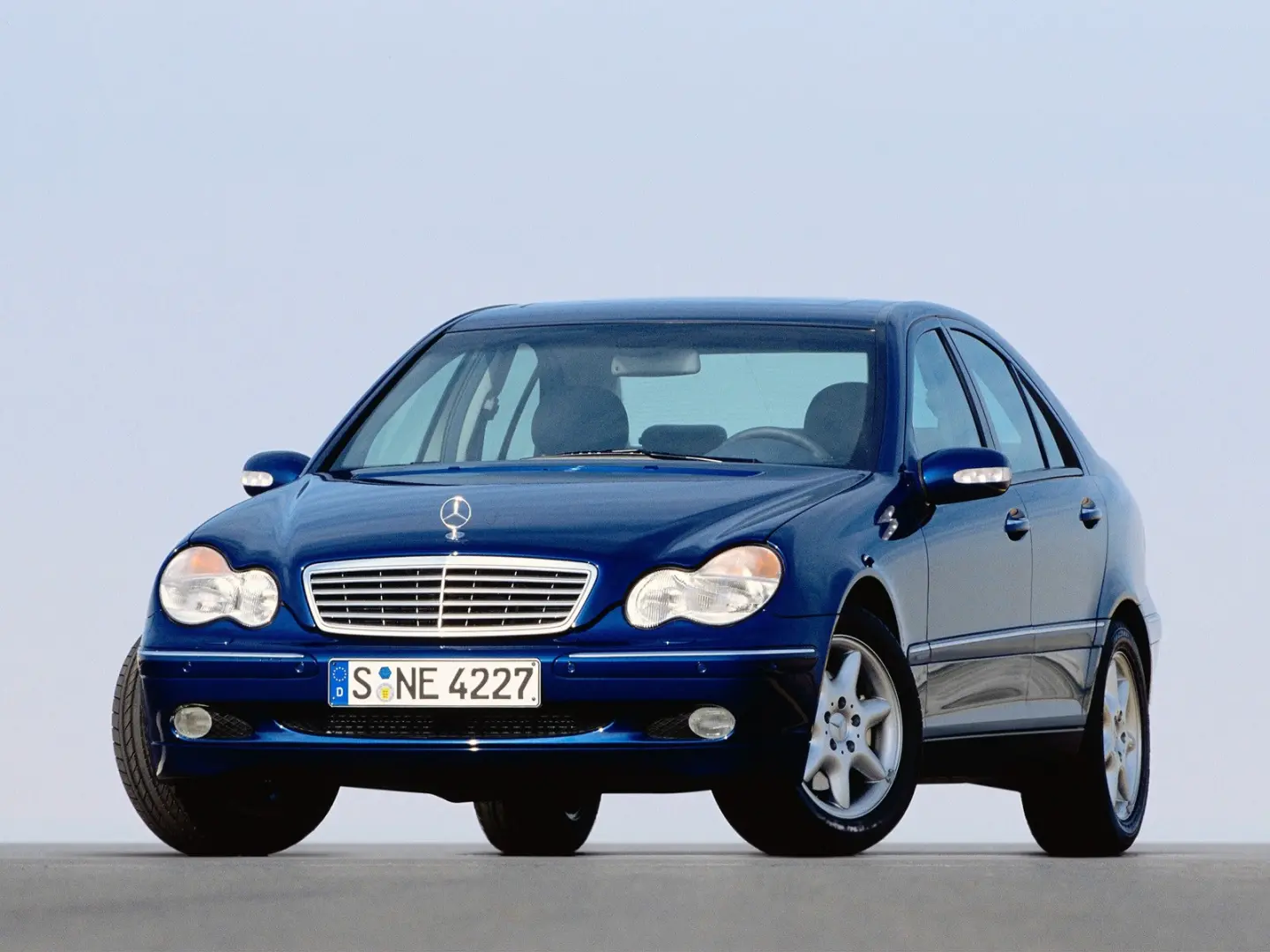 Mercedes-Benz  C 220 CDI Elegance 0