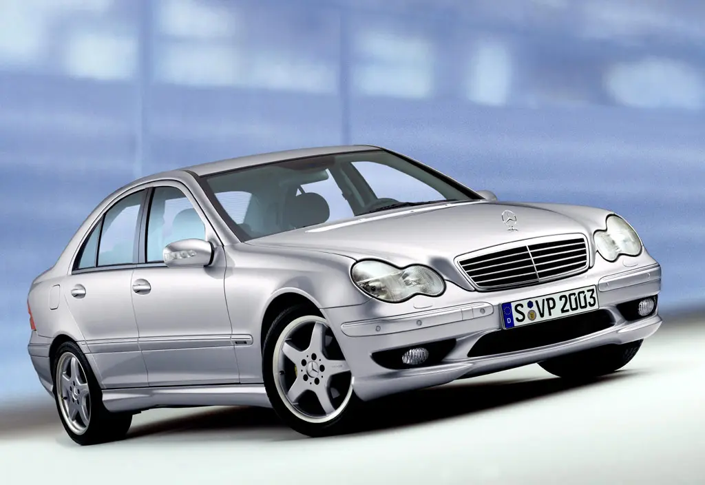 Mercedes-Benz  C 320 Classic 2