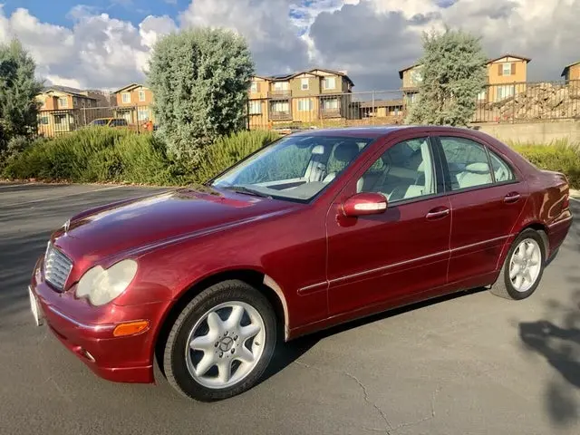 Mercedes-Benz  C 320 Classic 3