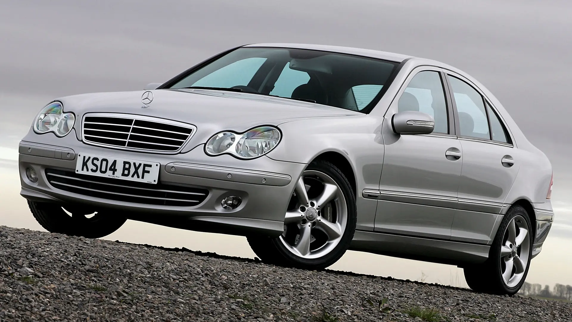 Mercedes-Benz  C 320 Elegance 2