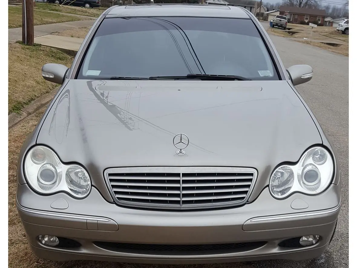 Mercedes-Benz  C 320 Elegance 3