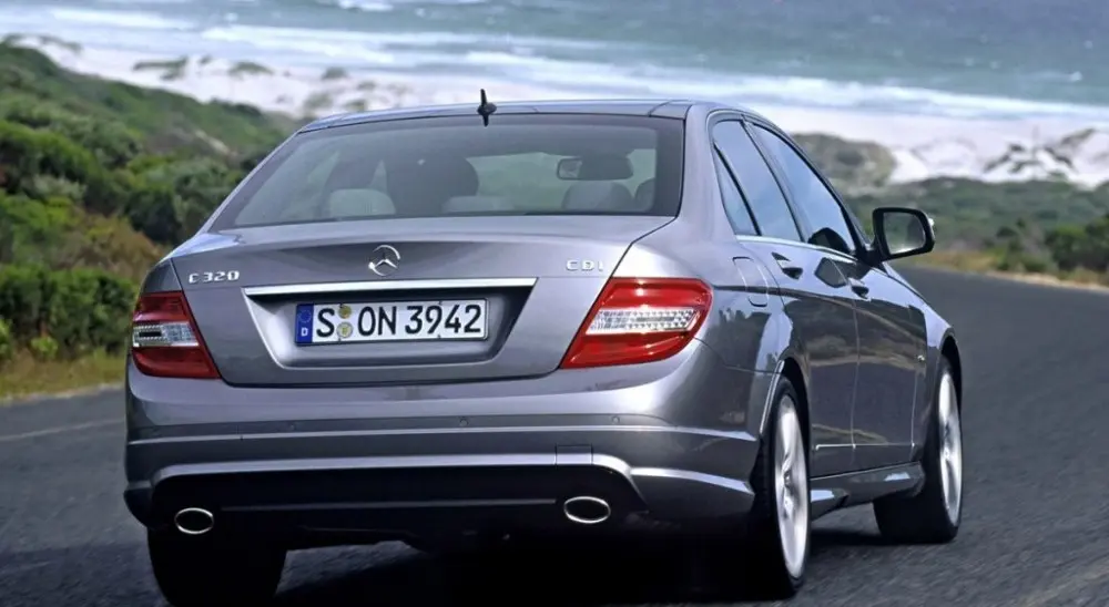 Mercedes-Benz  C 350 Elegance 4