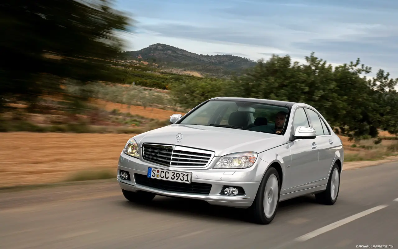 Mercedes-Benz  C 350 Elegance 5