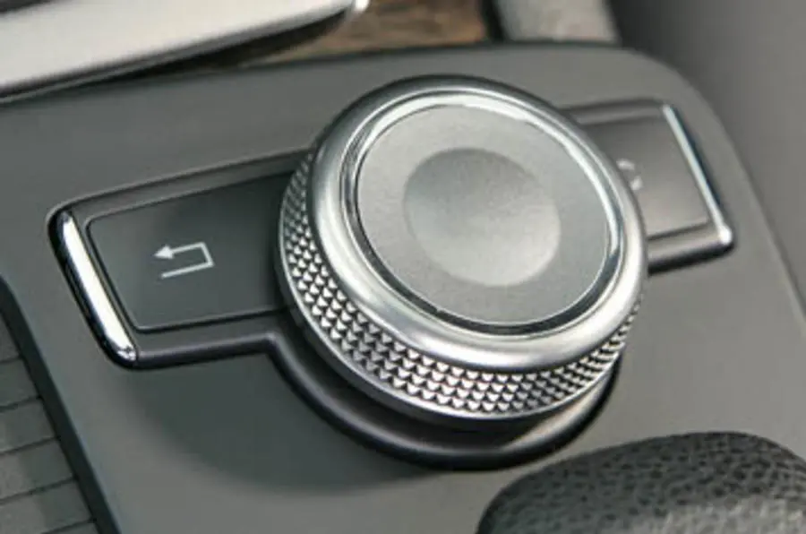 Mercedes-Benz  C 350 Elegance 6