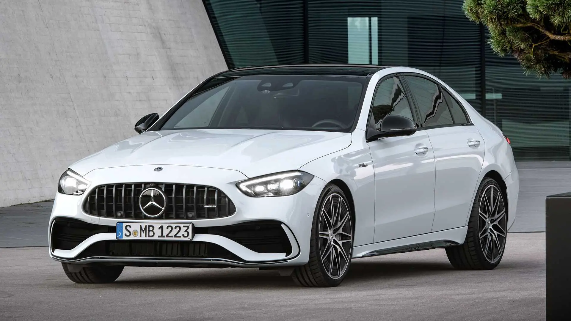 Mercedes-Benz  C 43 AMG T 4Matic 1