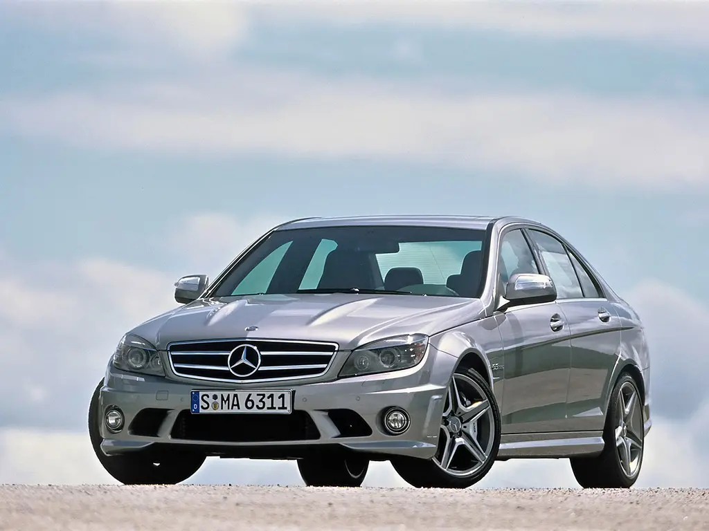 Mercedes-Benz  C 63 AMG 6