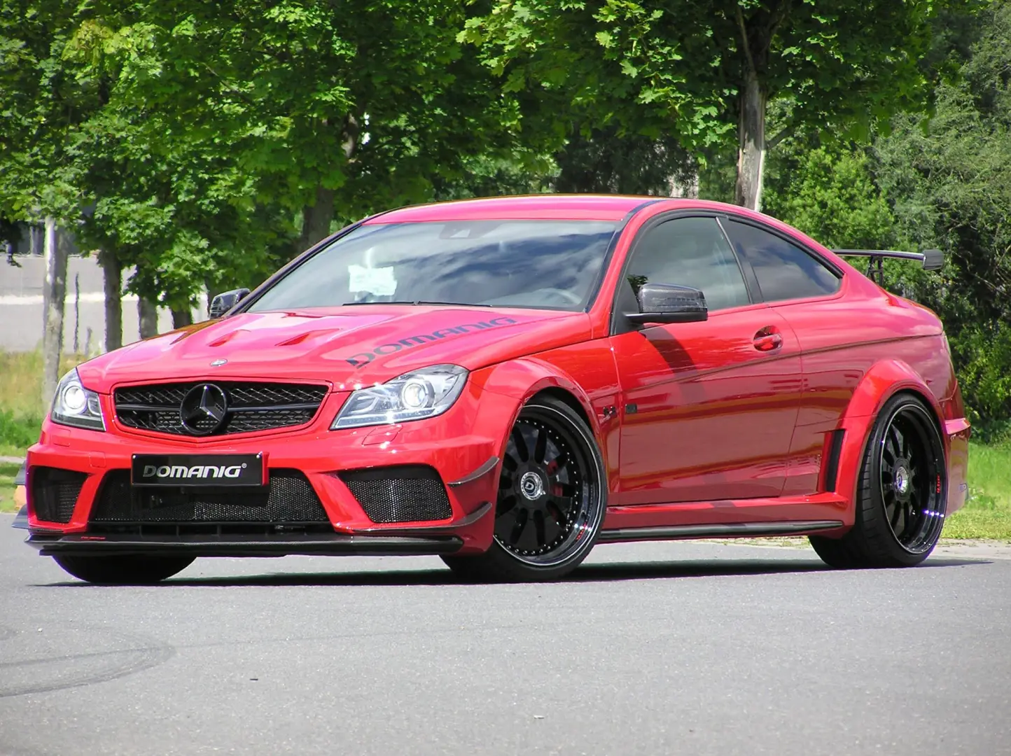 Mercedes-Benz  C 63 AMG 7