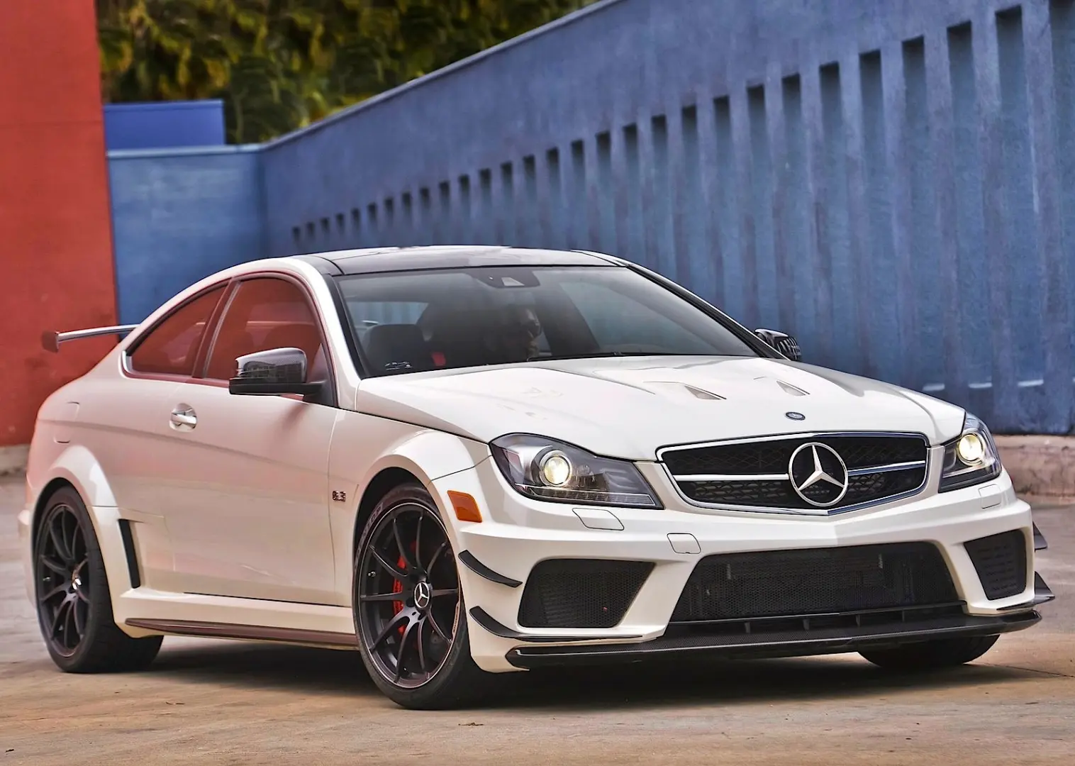 Mercedes-Benz  C 63 AMG 7G-Tronic 0