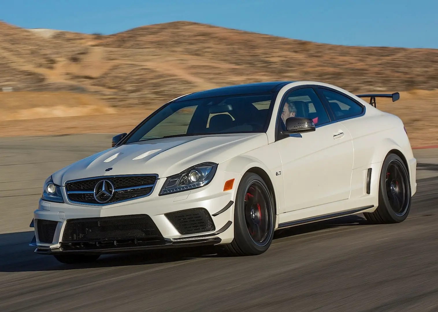 Mercedes-Benz  C 63 AMG 7G-Tronic 5