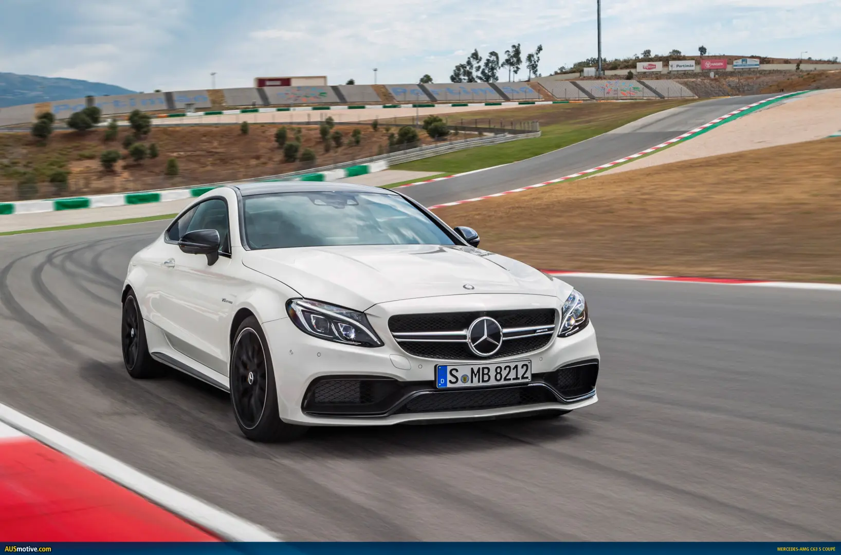 Mercedes-Benz  C 63 AMG 7G-Tronic 5