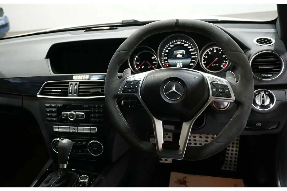 Mercedes-Benz  C 63 AMG Speedshift MCT 1