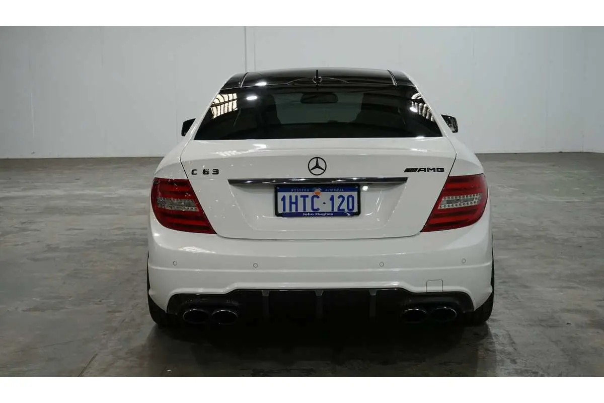 Mercedes-Benz  C 63 AMG Speedshift MCT 2
