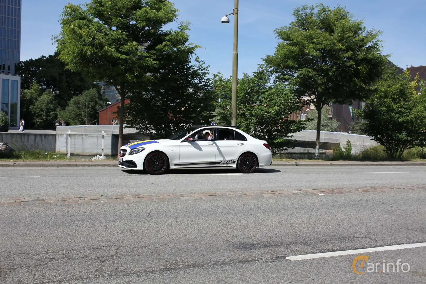 Mercedes-Benz  C 63 S Performance Speedshift MCT 4
