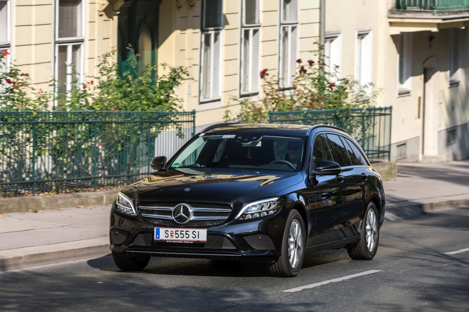 Mercedes-Benz  C Estate 180 T Avantgarde 9G-Tronic 4