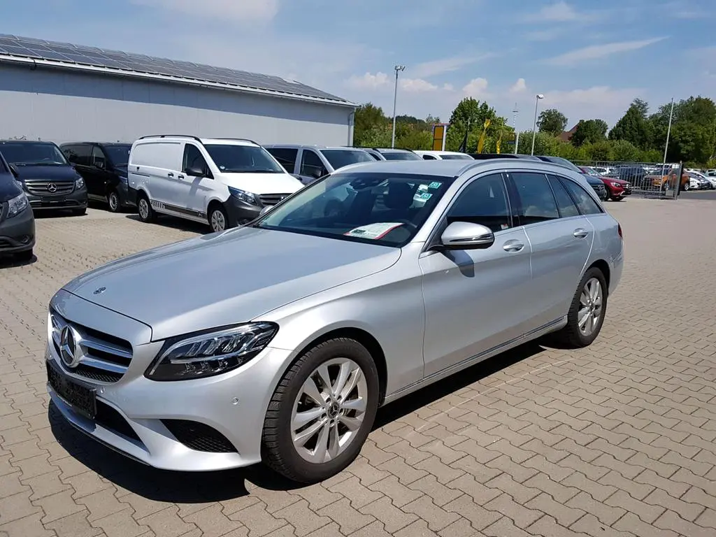 Mercedes-Benz  C Estate 180 T Avantgarde 9G-Tronic 3