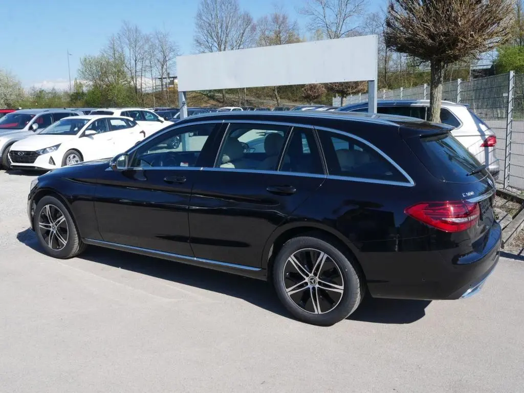 Mercedes-Benz  C Estate 180 T Avantgarde 9G-Tronic 4