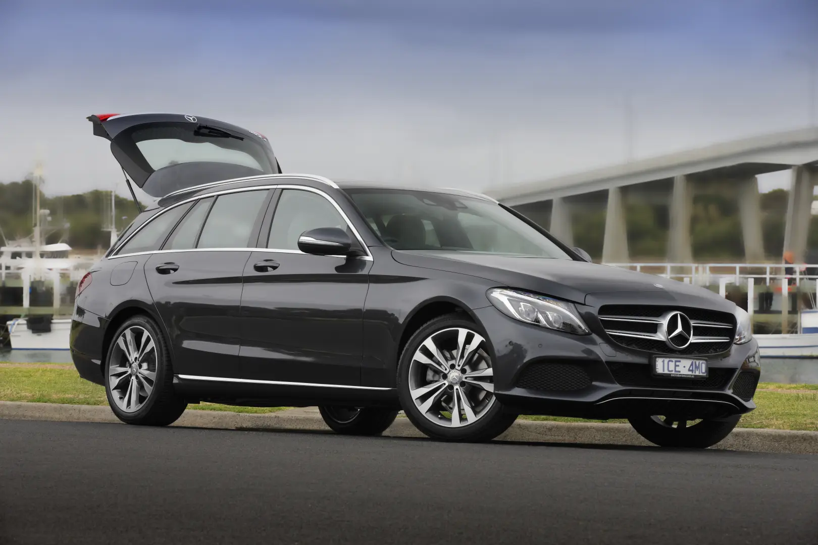 Mercedes-Benz  C Estate 200 T BlueTEC AMG 7G-Tronic 0