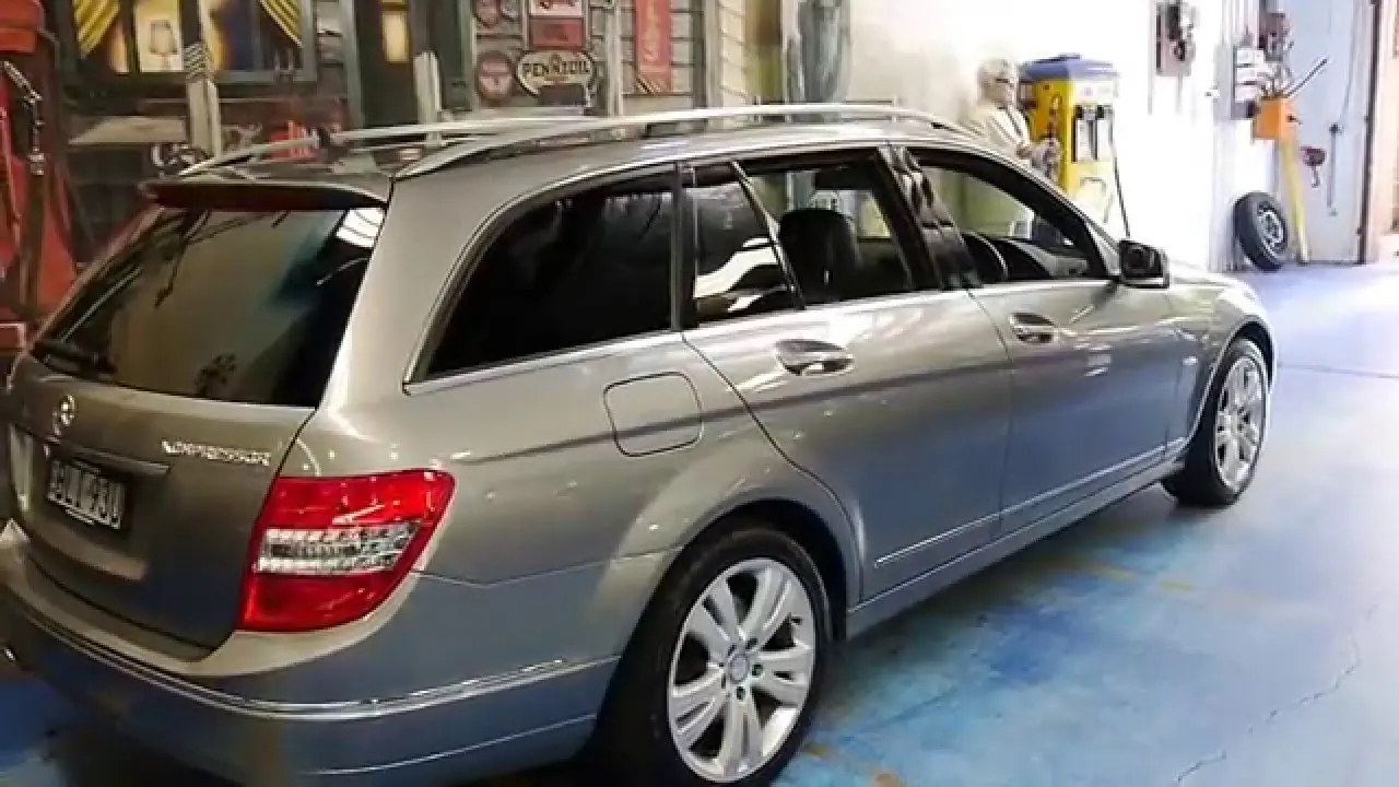 Mercedes-Benz  C Estate 200 T Kompressor Premium 2
