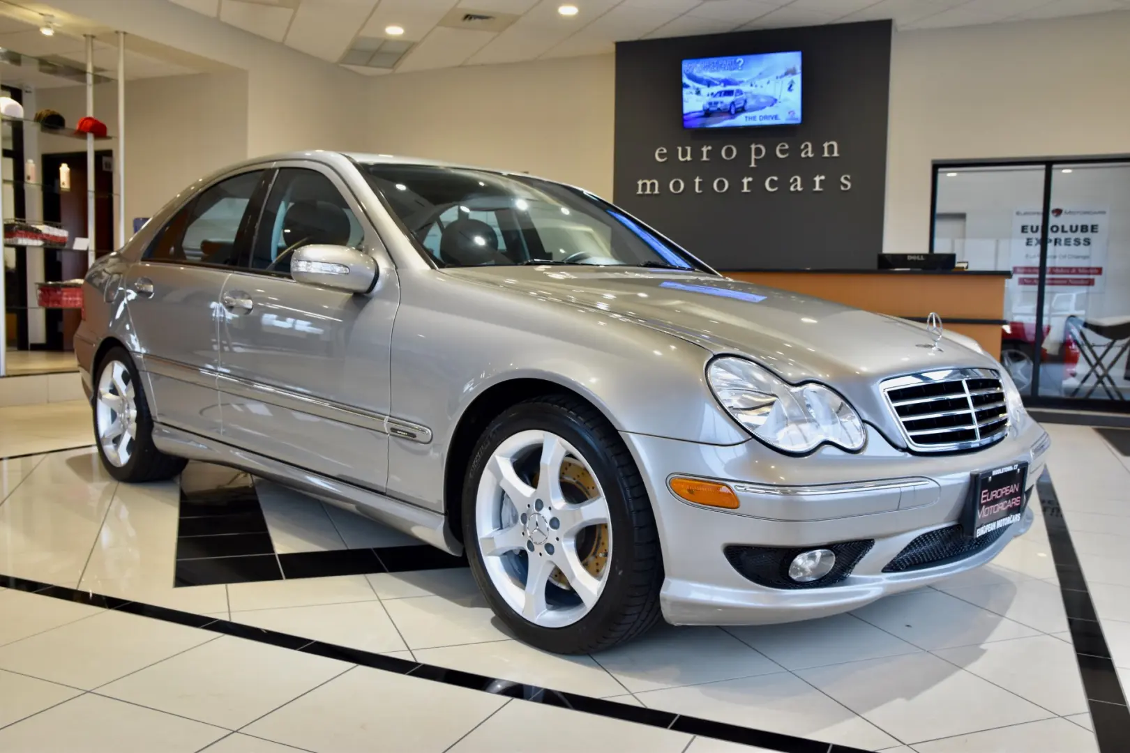 Mercedes-Benz  C 230 Elegance 0