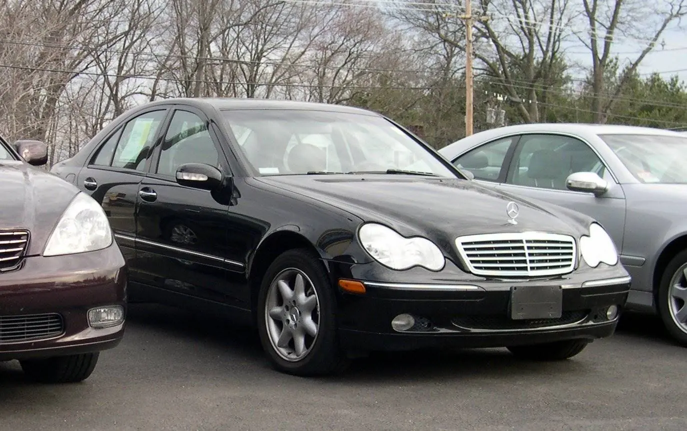 Mercedes-Benz  C Estate 240 T Elegance 6