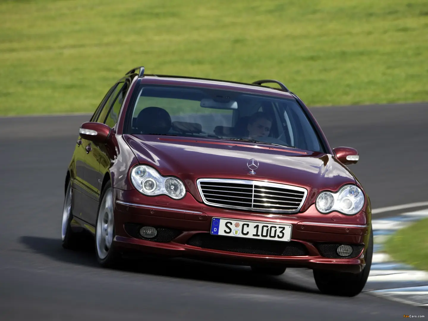 Mercedes-Benz  C Estate 32 T AMG 3