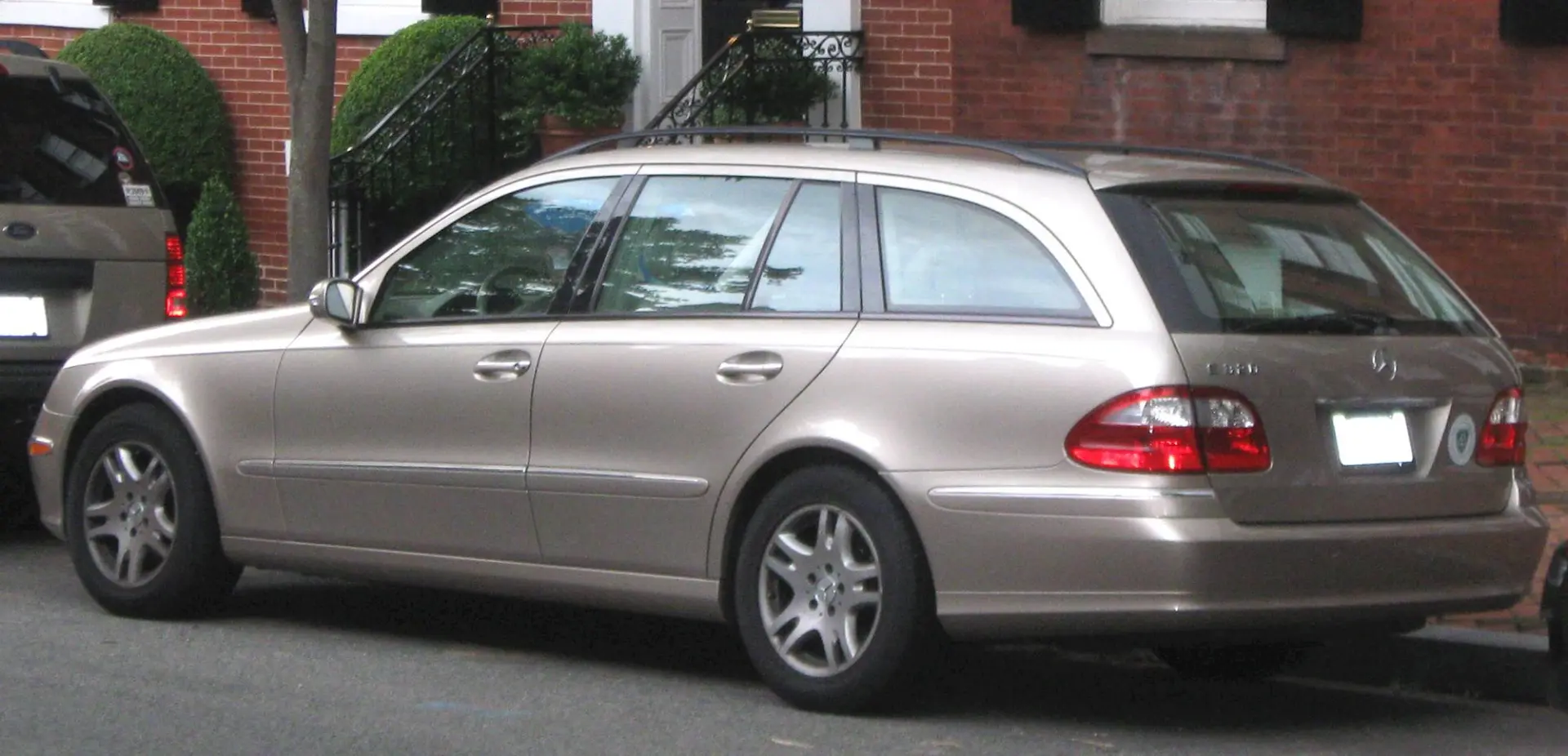 Mercedes-Benz  E Estate 280 T Elegance 5