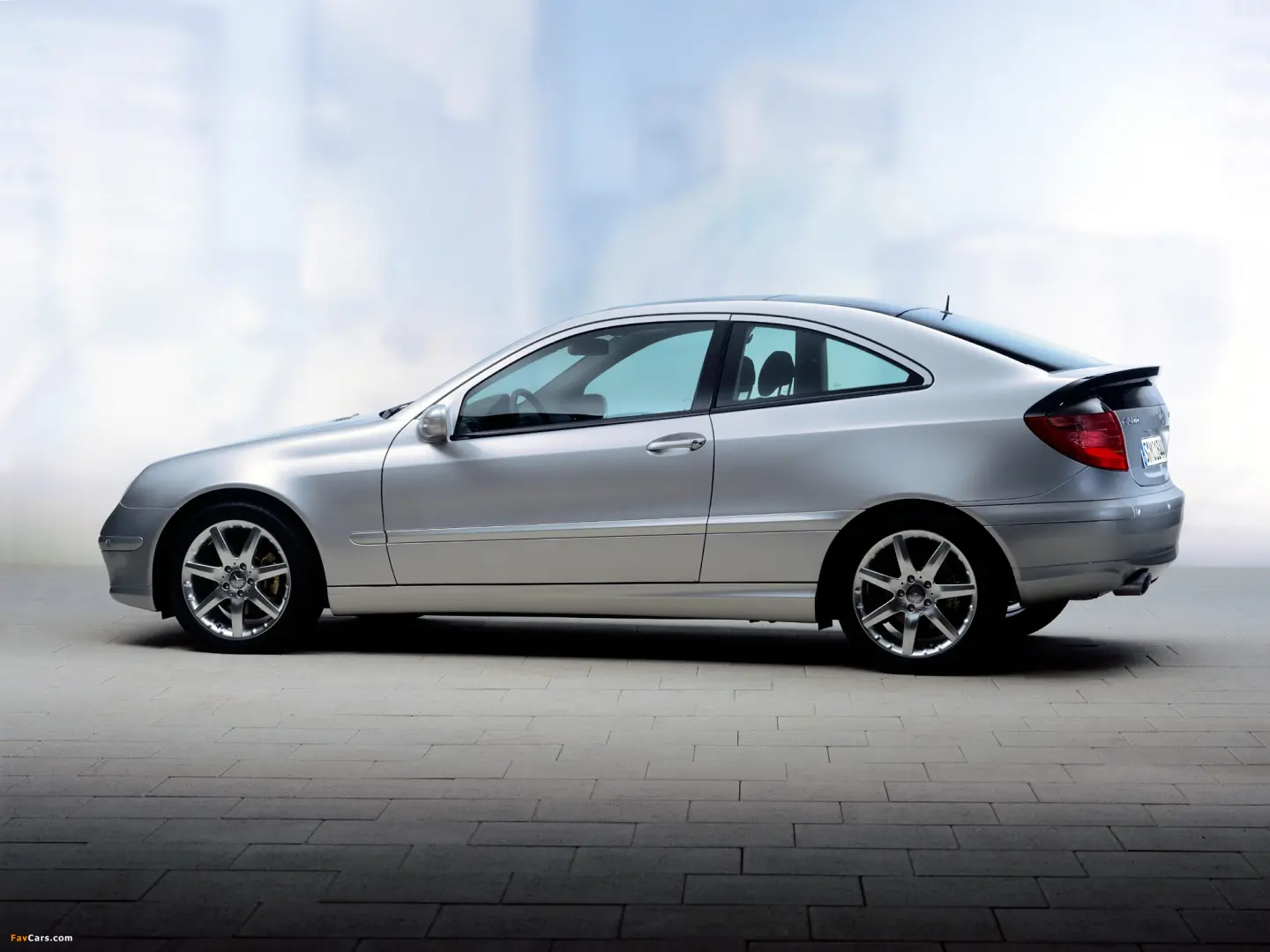 Mercedes-Benz  C Sport Coupe 200 Kompressor 3