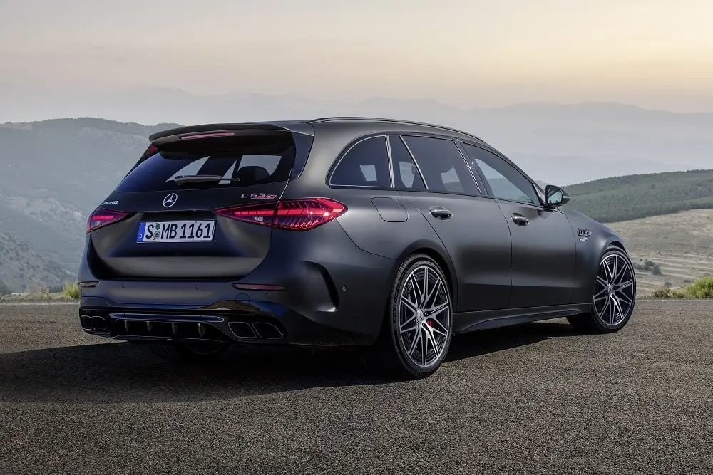 Mercedes-Benz  C63 AMG S 5