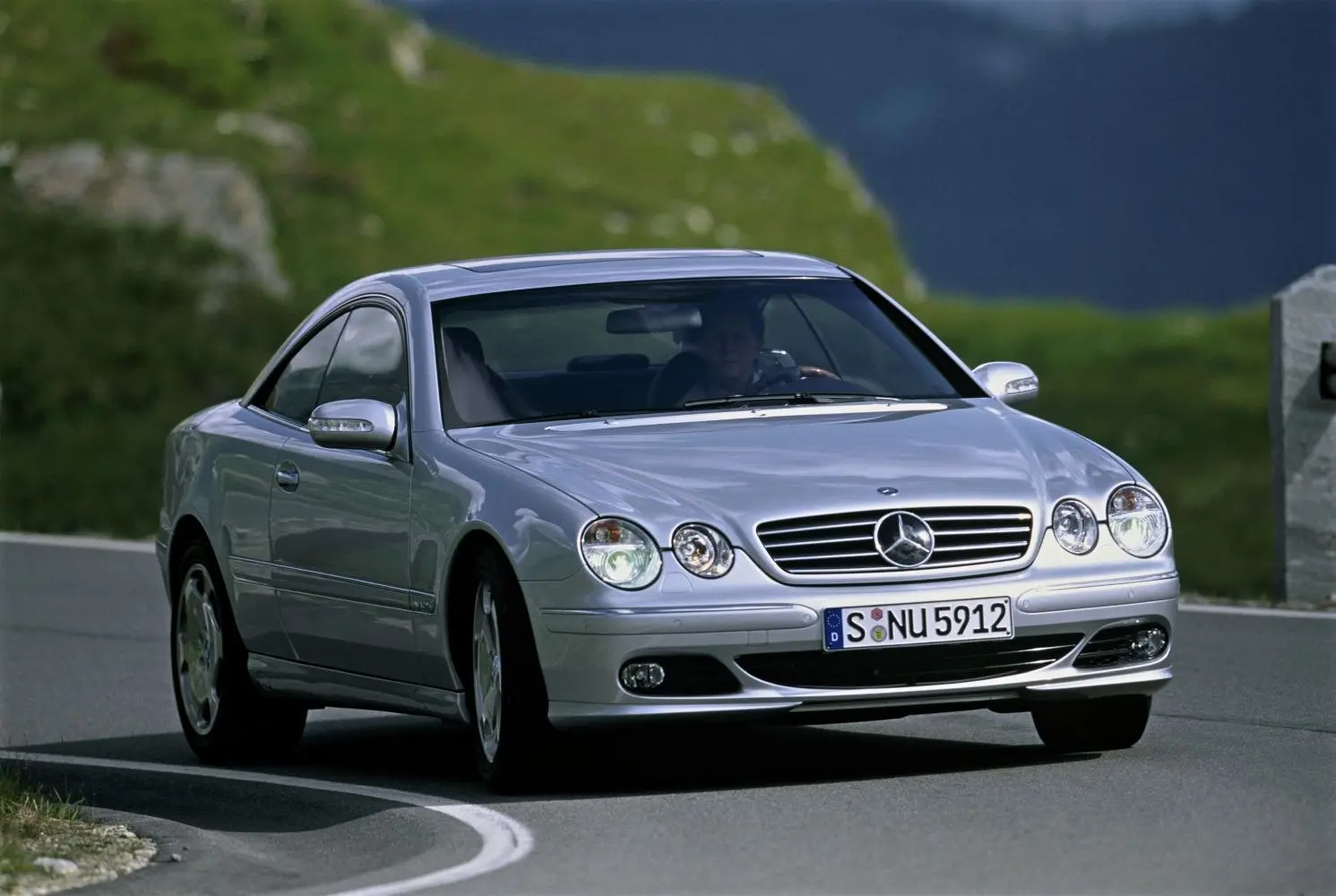 Mercedes-Benz CL CL 500 2