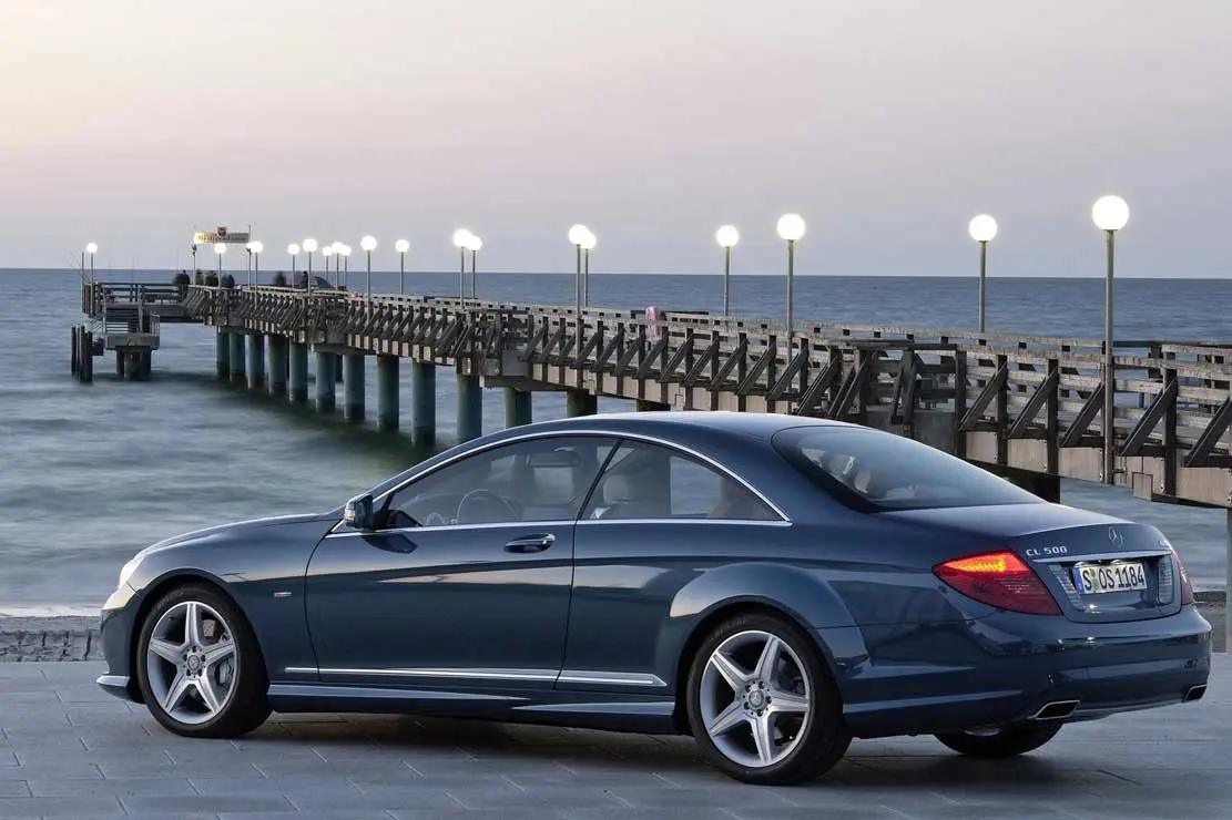 Mercedes-Benz CL CL 500 BlueEFFICIENCY 4Matic 2