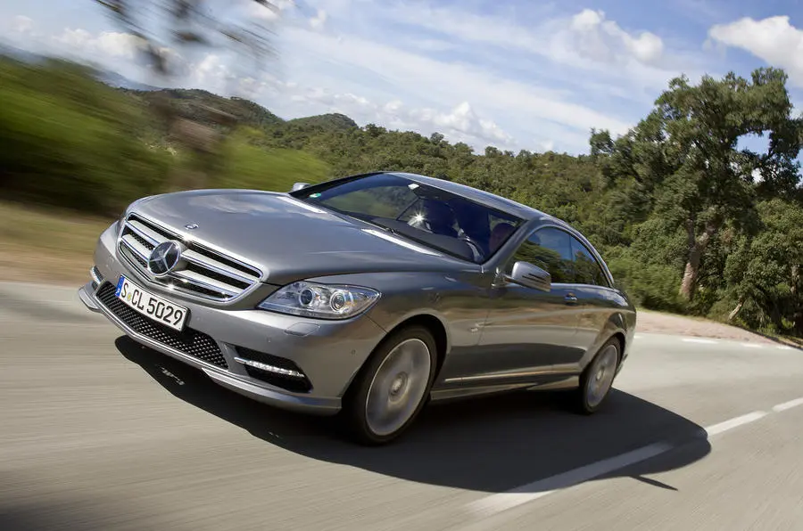 Mercedes-Benz CL CL 500 BlueEFFICIENCY 4Matic 3
