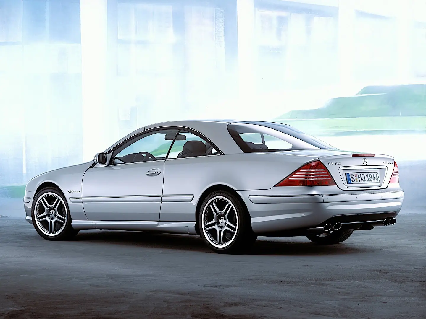 Mercedes-Benz CL CL 65 AMG 2